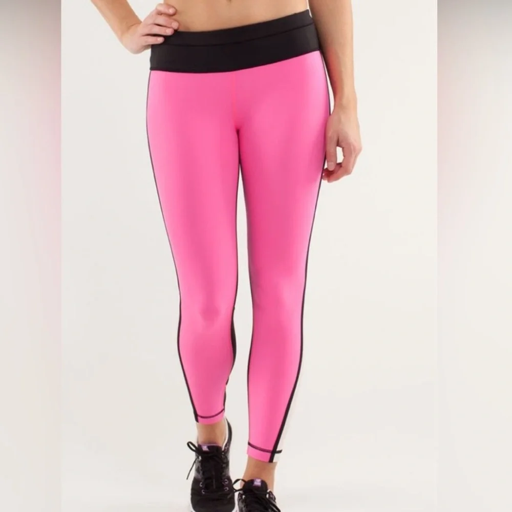 Lululemon Run Pace Leggings - Picture 4 of 8